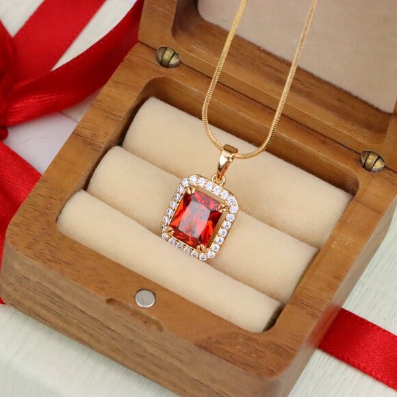 "Red Emerald-Cut Stone Pendant with Crystals in Rose Gold, XPPT1572 - Picture 7 of 13